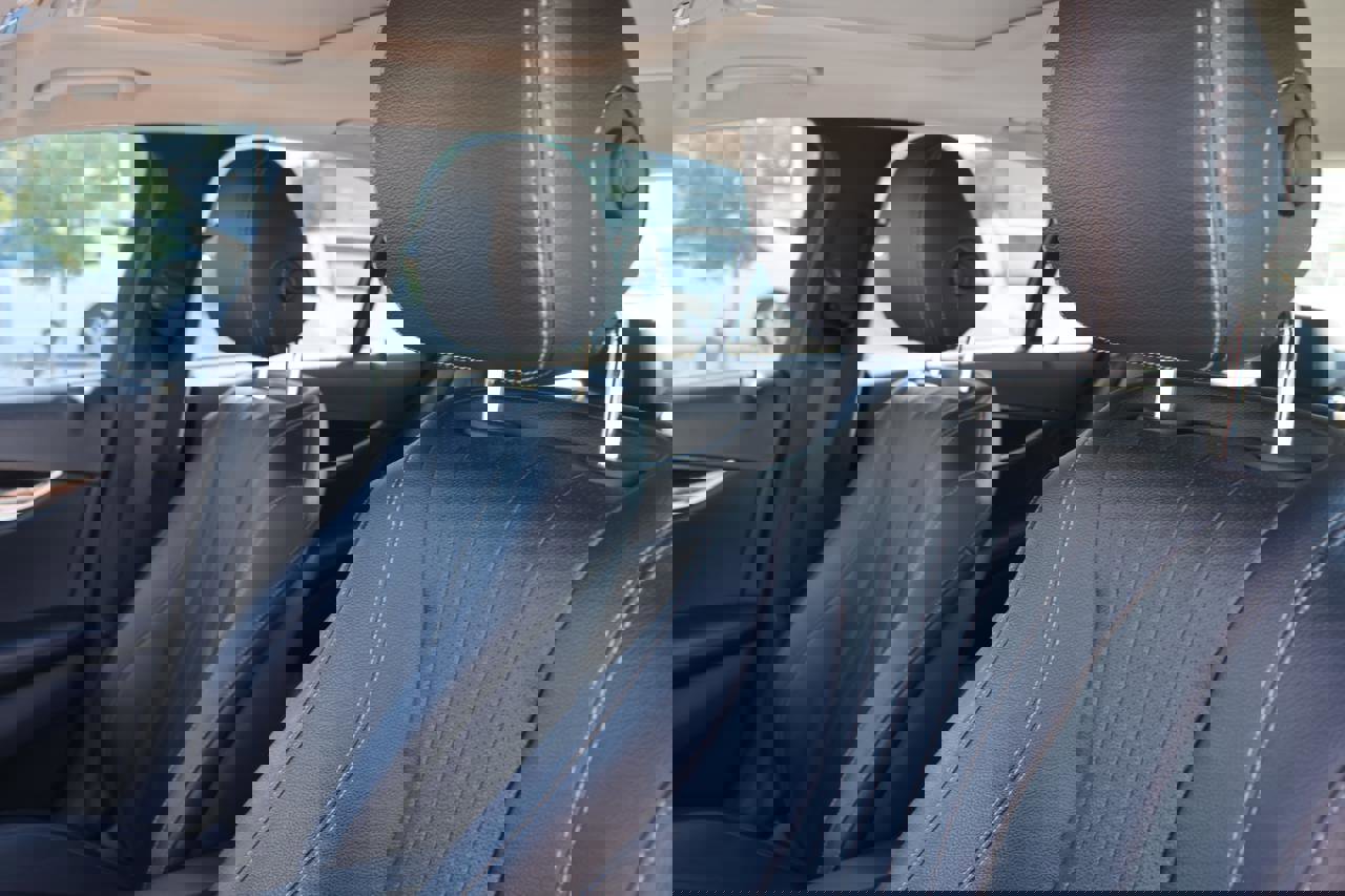 Used 2018 Mercedes-Benz E 300 image 34