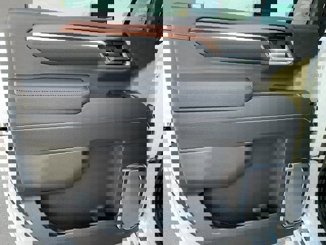 New 2026 GMC Sierra 2500 Denali w/ Technology Package image 14