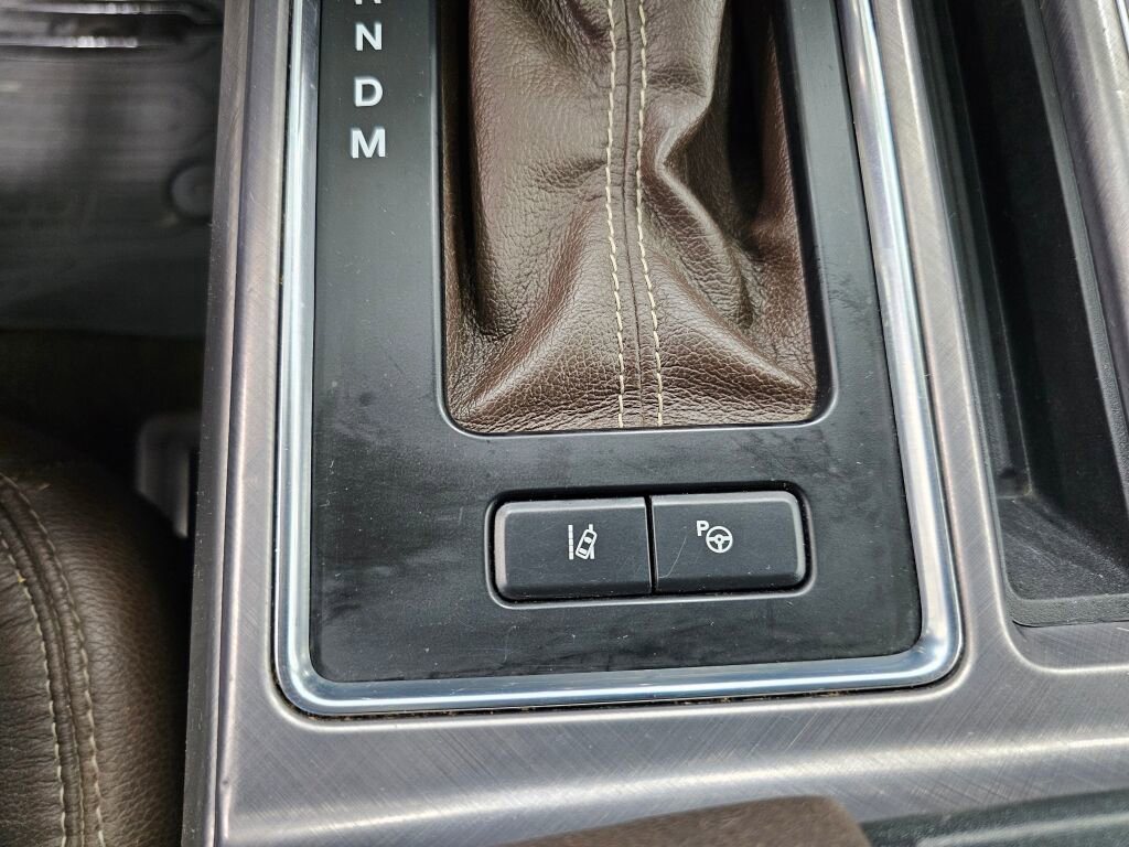 Used 2019 Ford F150 Limited w/ Trailer Tow Package image 21