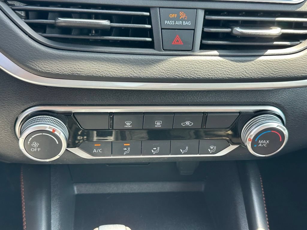 Used 2022 Nissan Altima 2.5 SR FWD image 25