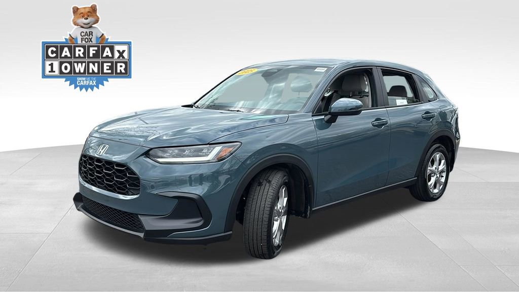 Certified 2025 Honda HR-V LX image 3