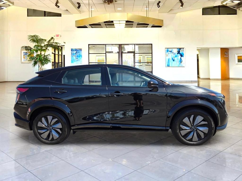 Used 2024 Nissan Ariya AWD image 4