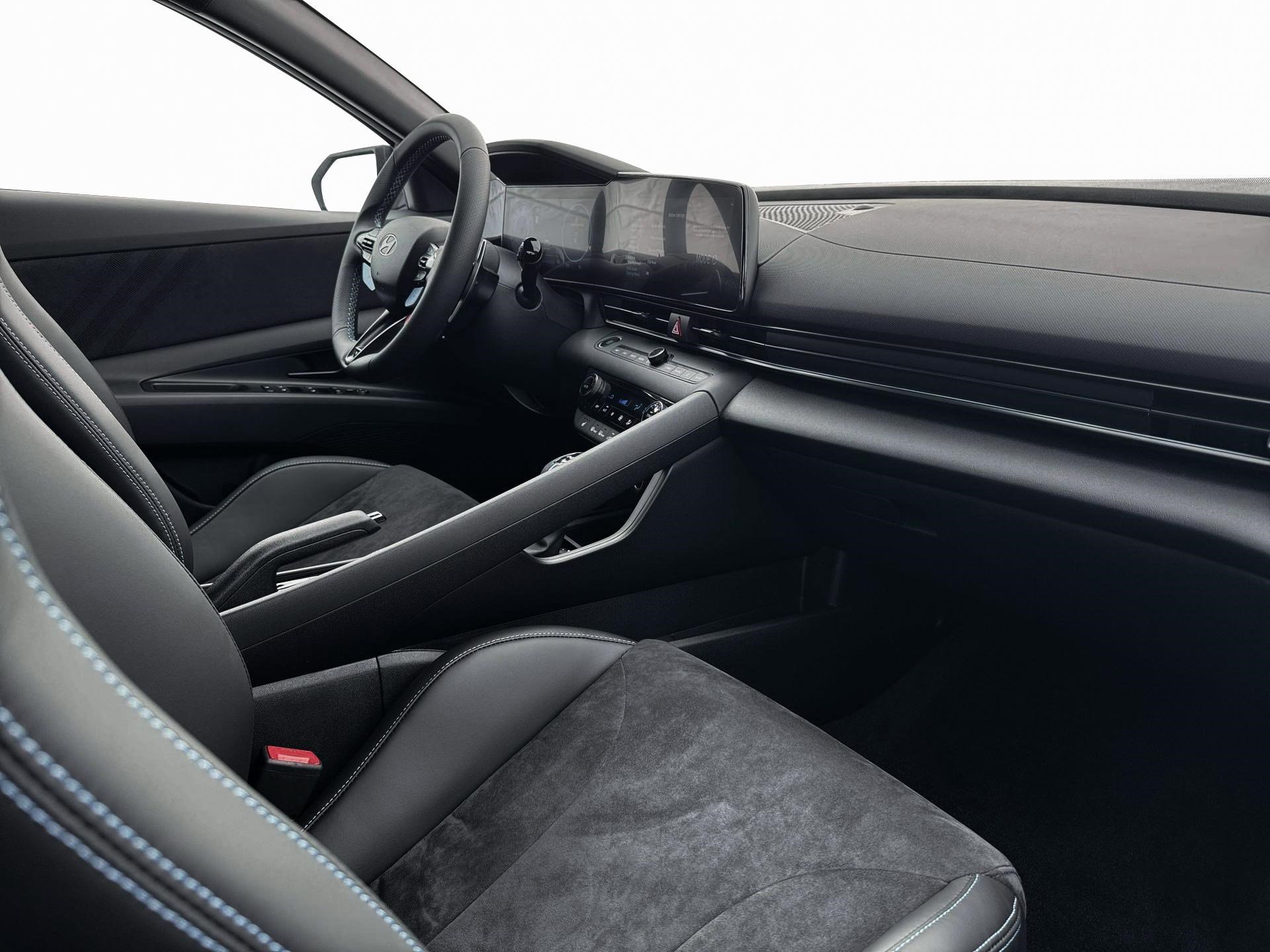 New 2026 Hyundai Elantra N FWD image 16