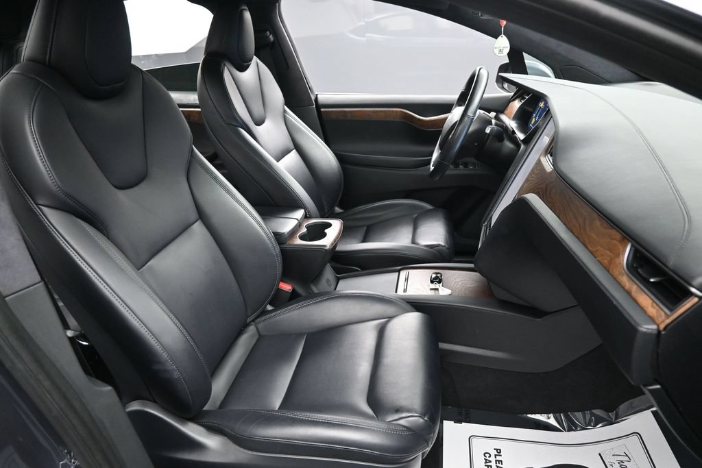Used 2020 Tesla Model X Long Range AWD/4WD image 33