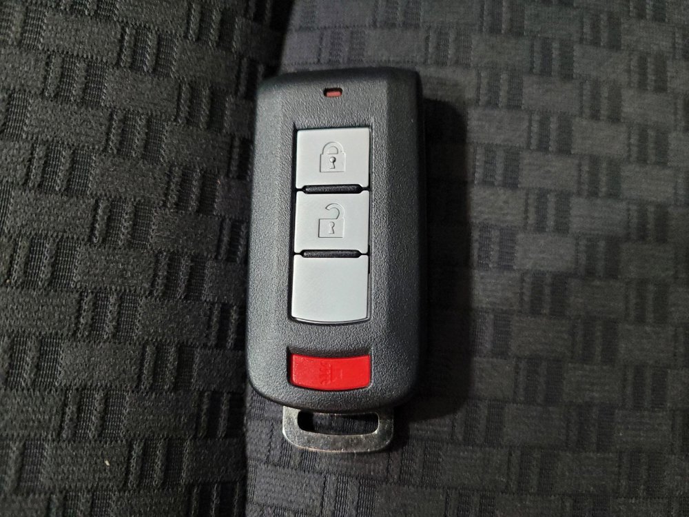 Used 2018 Mitsubishi Mirage GT image 32