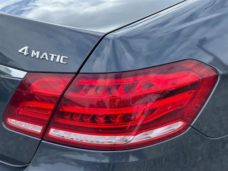 Used 2014 Mercedes-Benz E 350 4MATIC Sedan image 28
