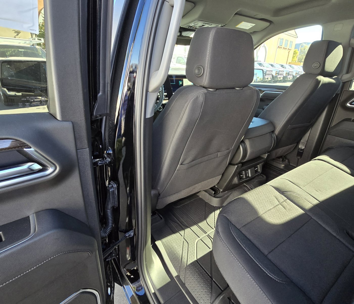 Used 2025 Chevrolet Silverado 1500 LT w/ Safety Package RWD image 26