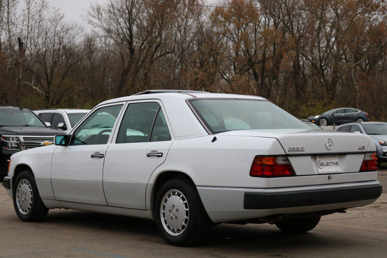 Used 1993 Mercedes-Benz 300 E 2.8 image 15