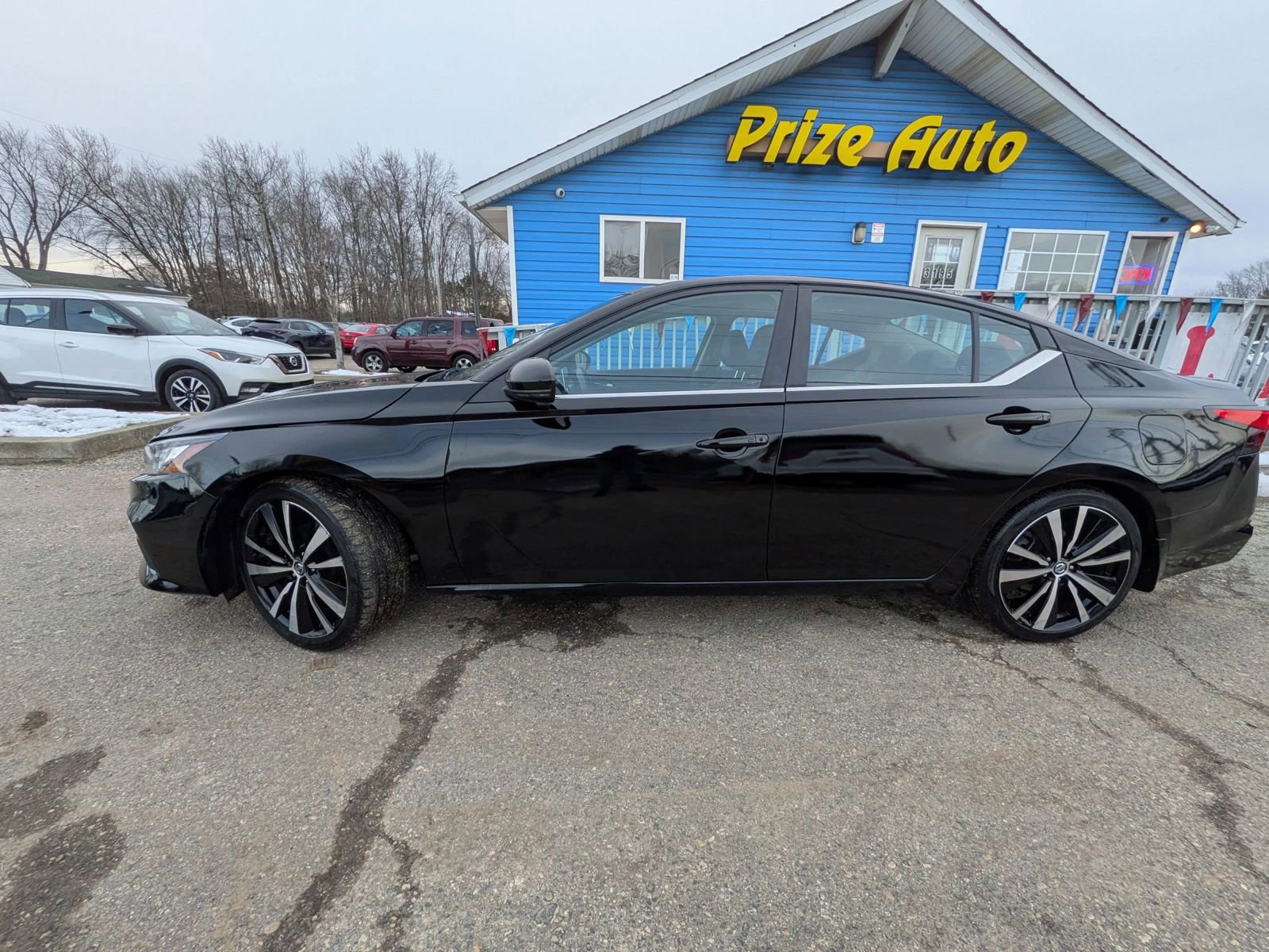 Used 2022 Nissan Altima 2.0 SR image 3