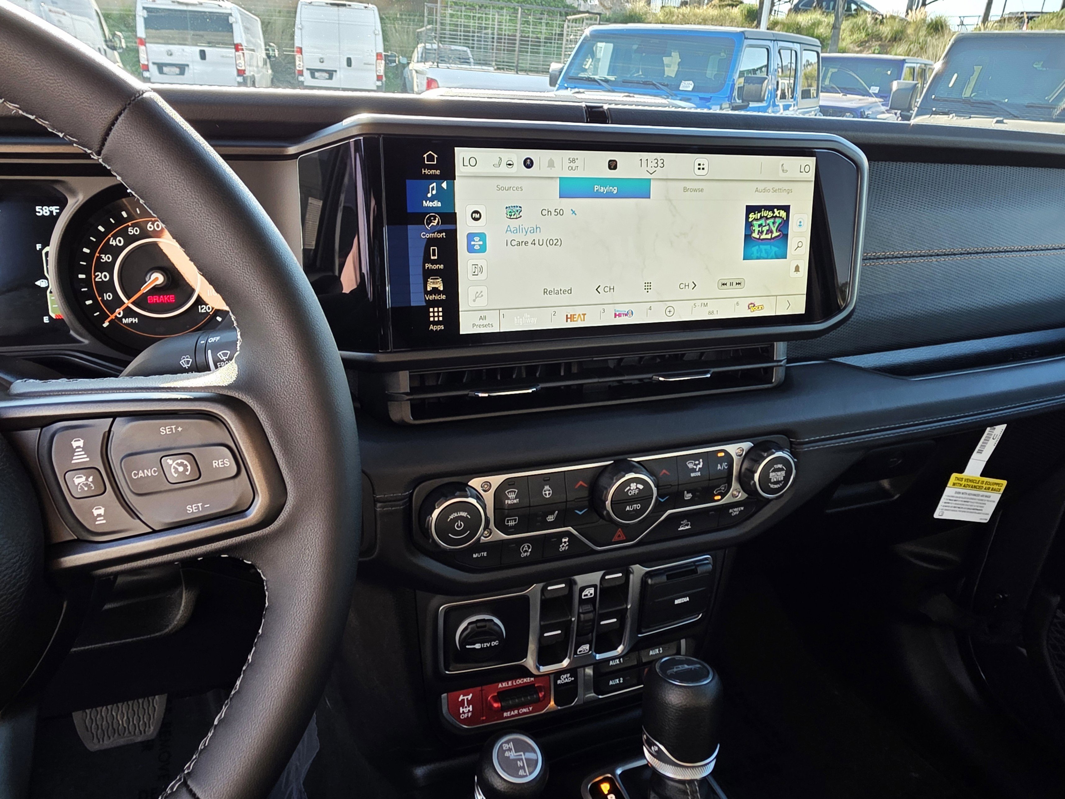 New 2026 Jeep Gladiator Mojave image 16