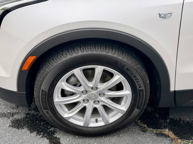 Certified 2022 Cadillac XT4 Luxury w/ Cold Weather Package FWD image 32