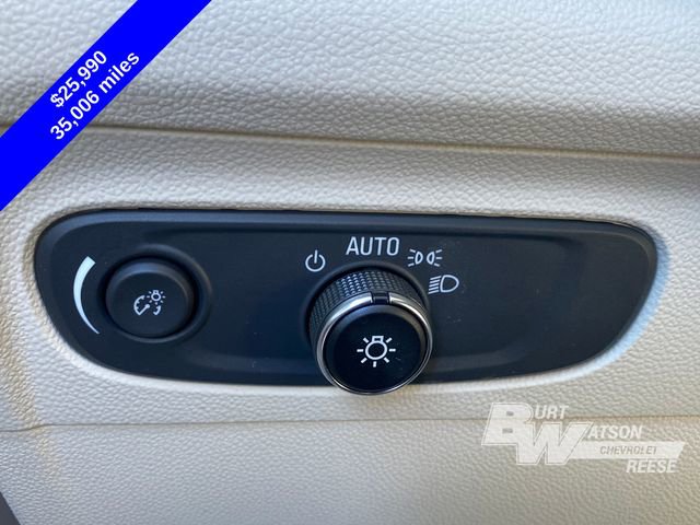 Used 2023 Buick Envision Essence image 32