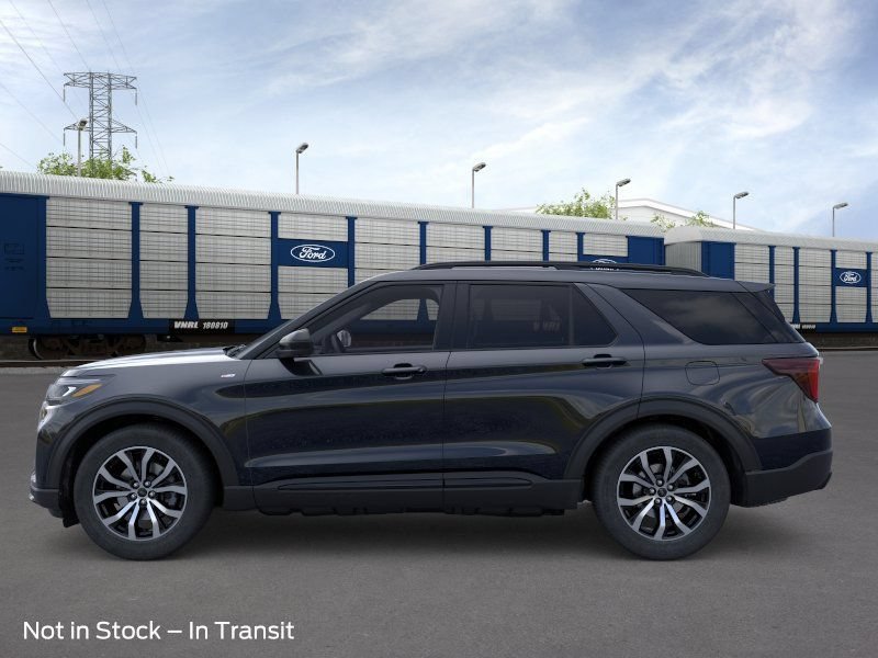 New 2026 Ford Explorer ST-Line AWD/4WD image 3
