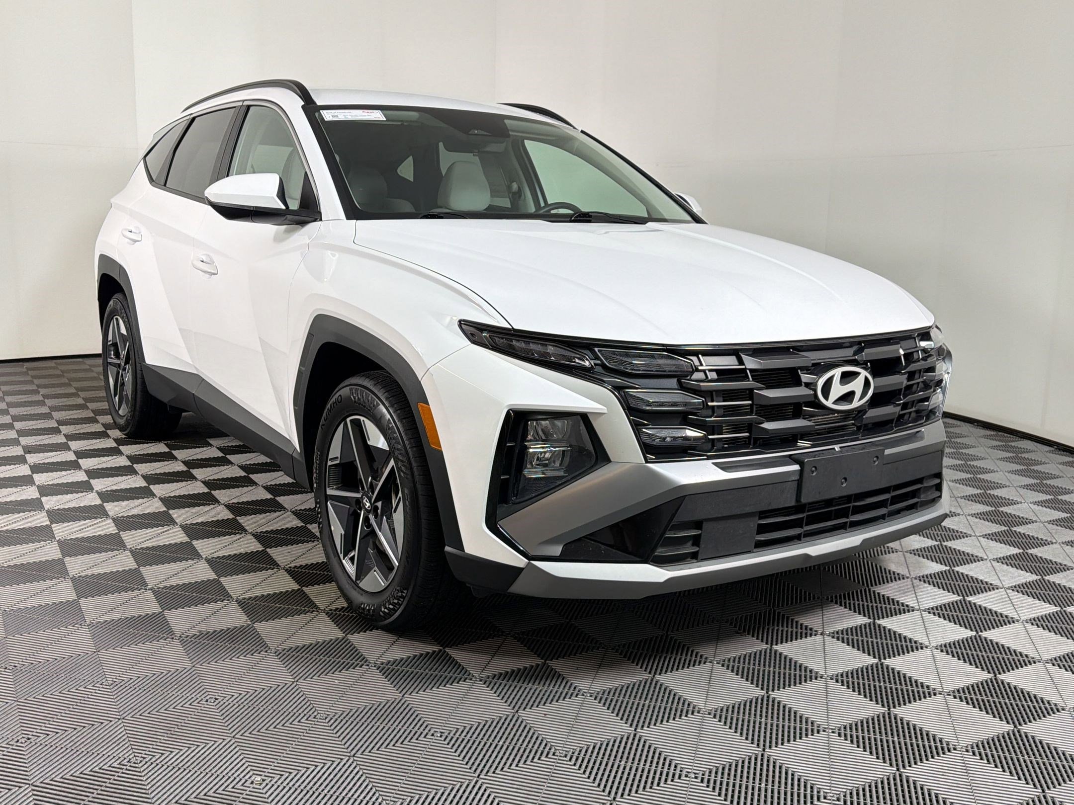 Used 2025 Hyundai Tucson SEL FWD image 19