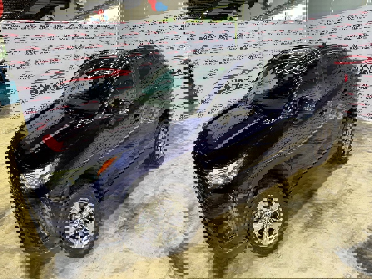 Used 2022 Toyota RAV4 XLE image 14