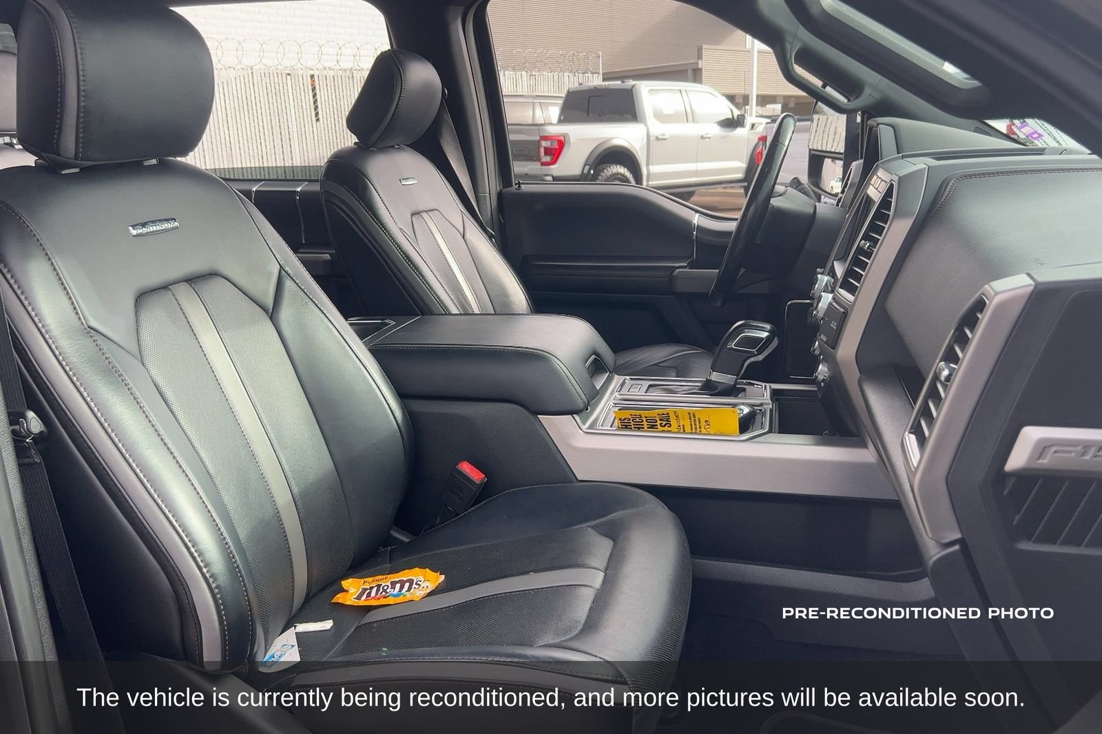 Used 2018 Ford F150 Platinum w/ Equipment Group 701A Luxury AWD/4WD image 13