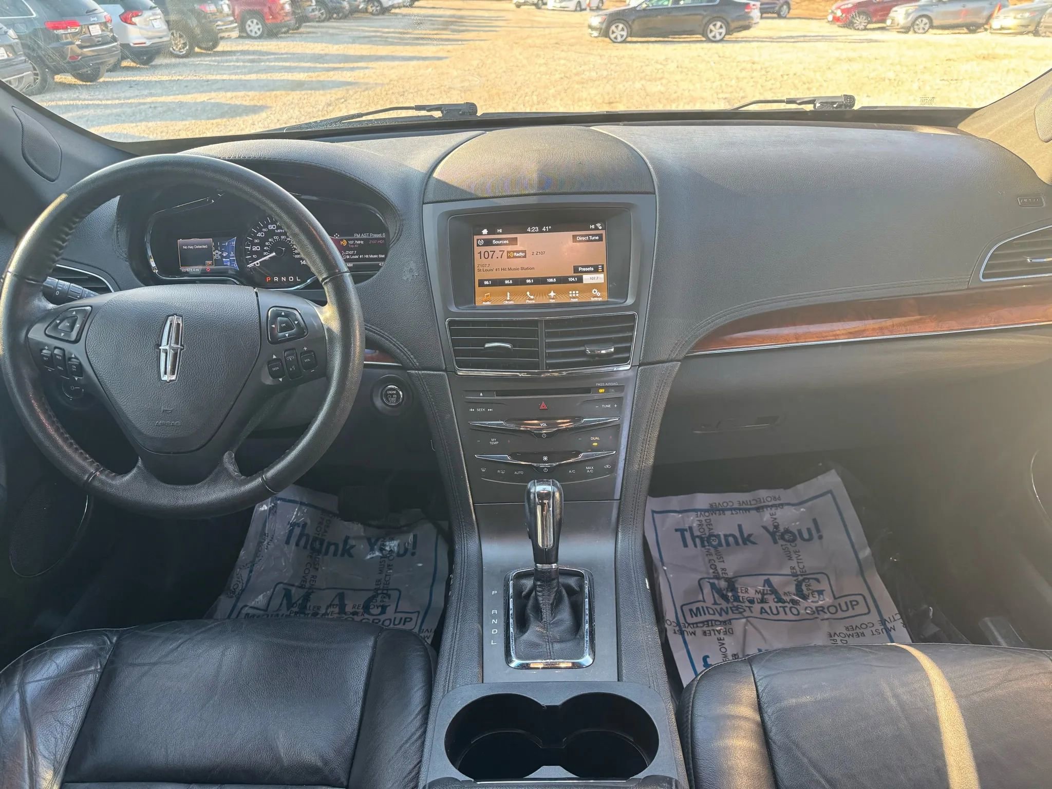 Used 2017 Lincoln MKT AWD image 24