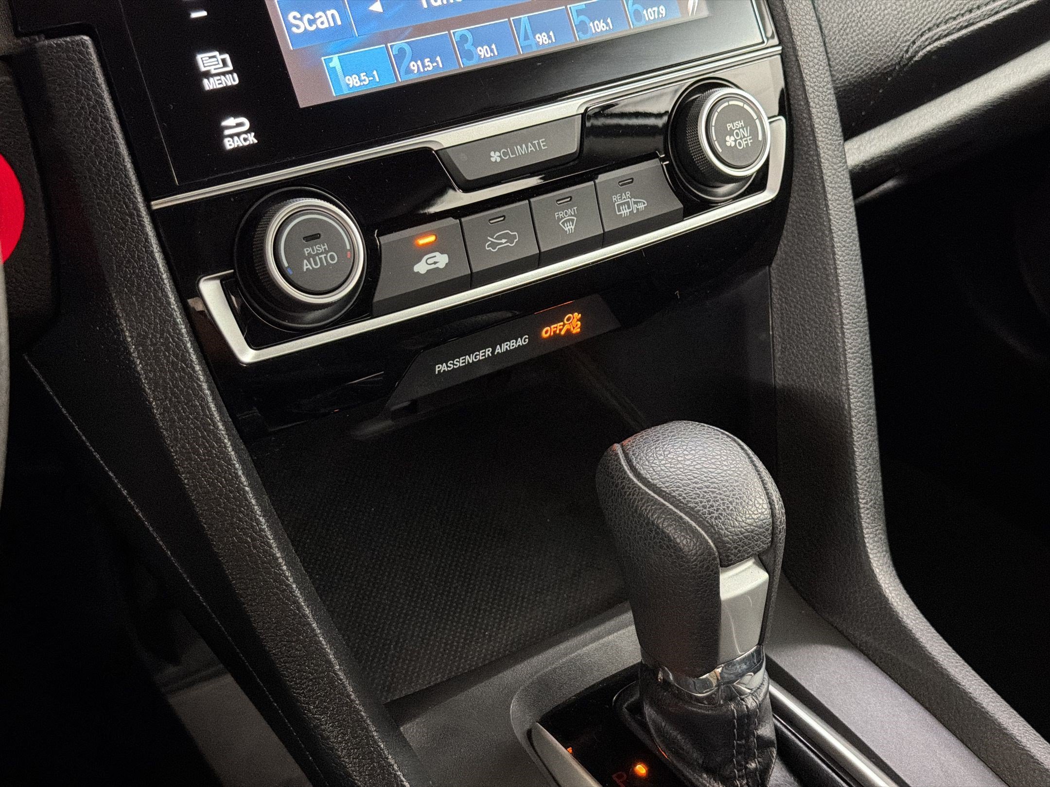 Certified 2018 Honda Civic EX image 17