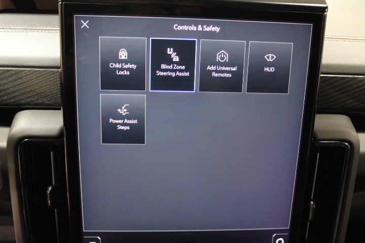 New 2026 GMC Yukon XL AT4 w/ AT4 Premium Plus Package AWD/4WD image 54