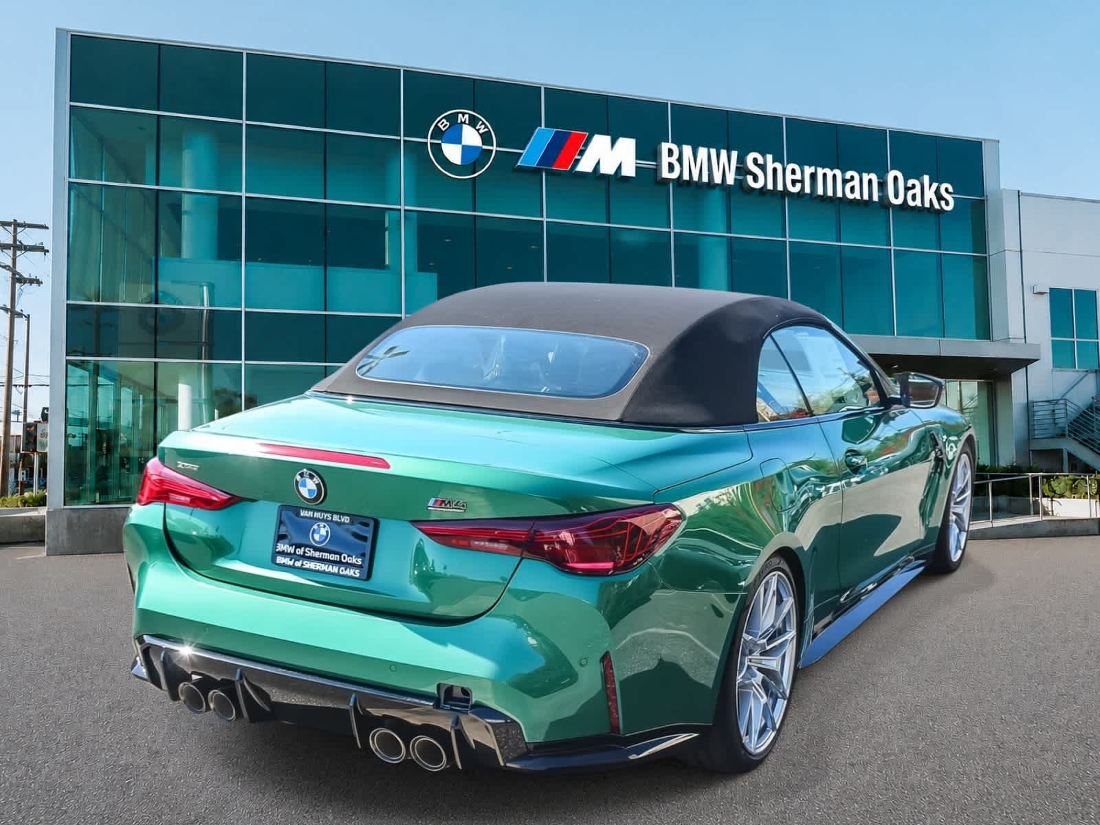 New 2027 BMW M4 xDrive Competition AWD/4WD image 4