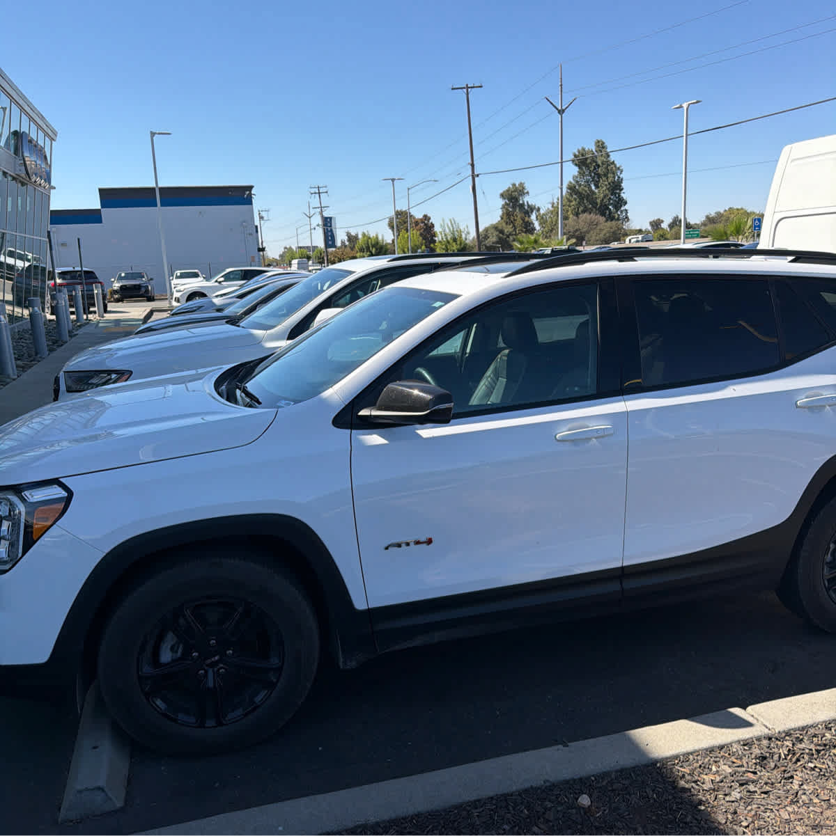 Used 2024 GMC Terrain AT4 w/ Tech Package AWD/4WD image 5