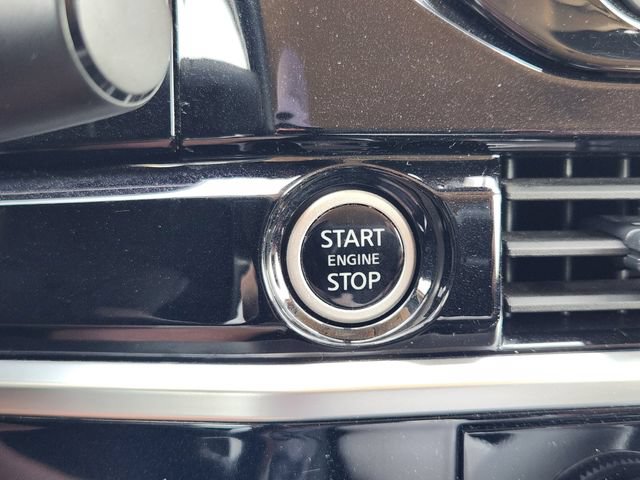 Used 2024 Nissan Pathfinder SV FWD image 24