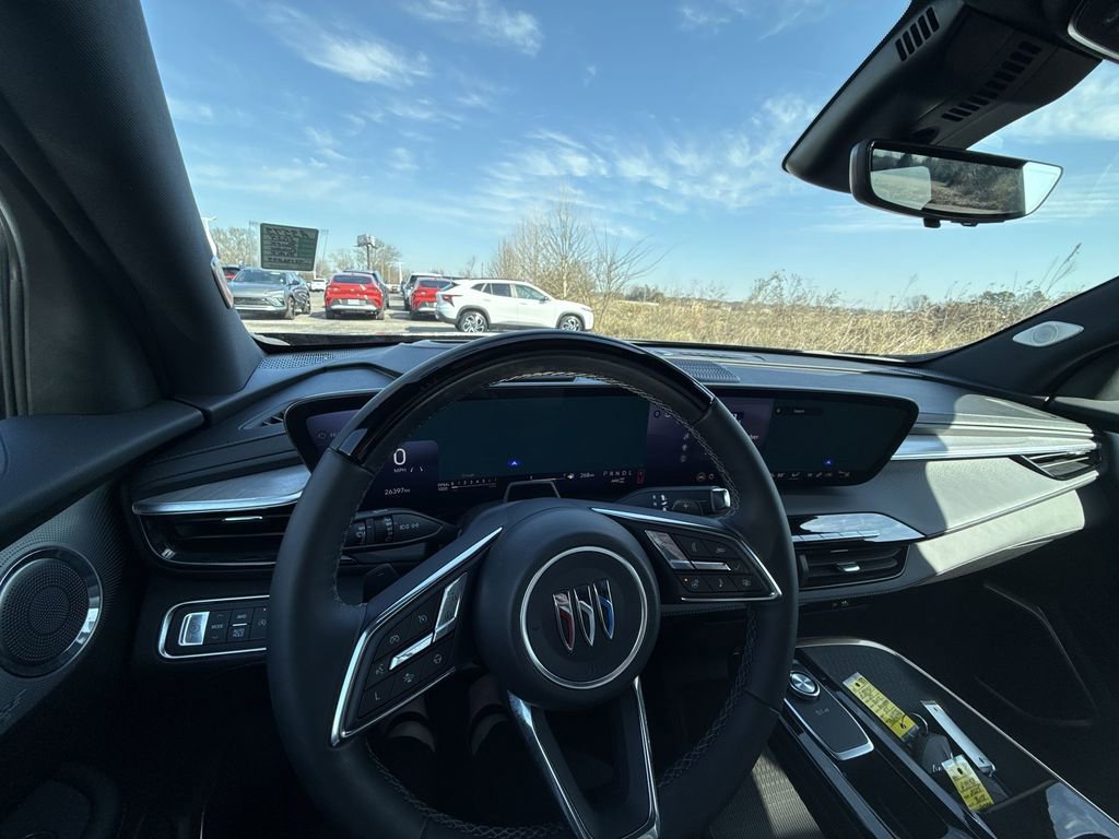 Certified 2025 Buick Enclave Avenir w/ Super Cruise Package image 16