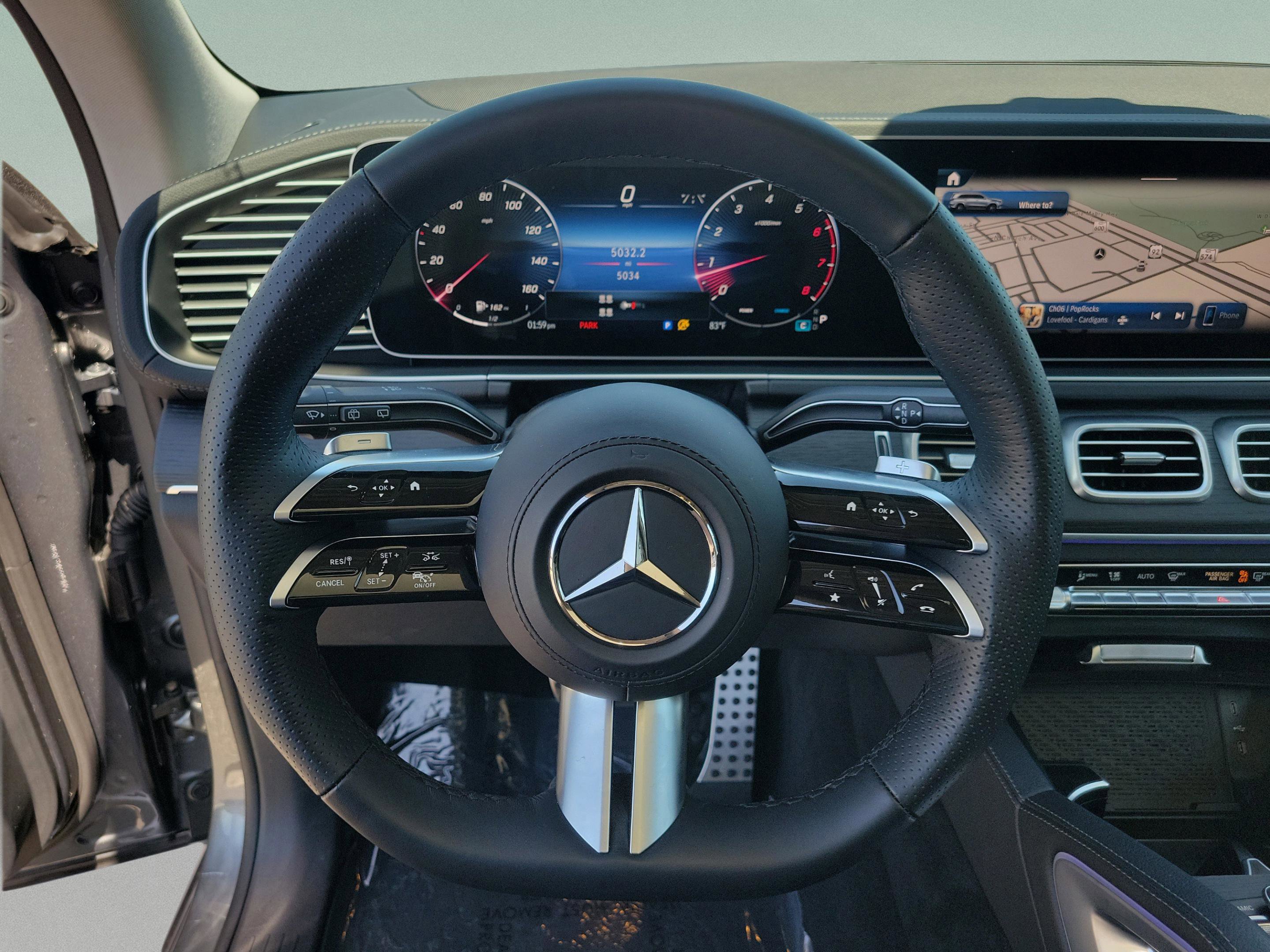 Used 2026 Mercedes-Benz GLS 450 4MATIC image 25