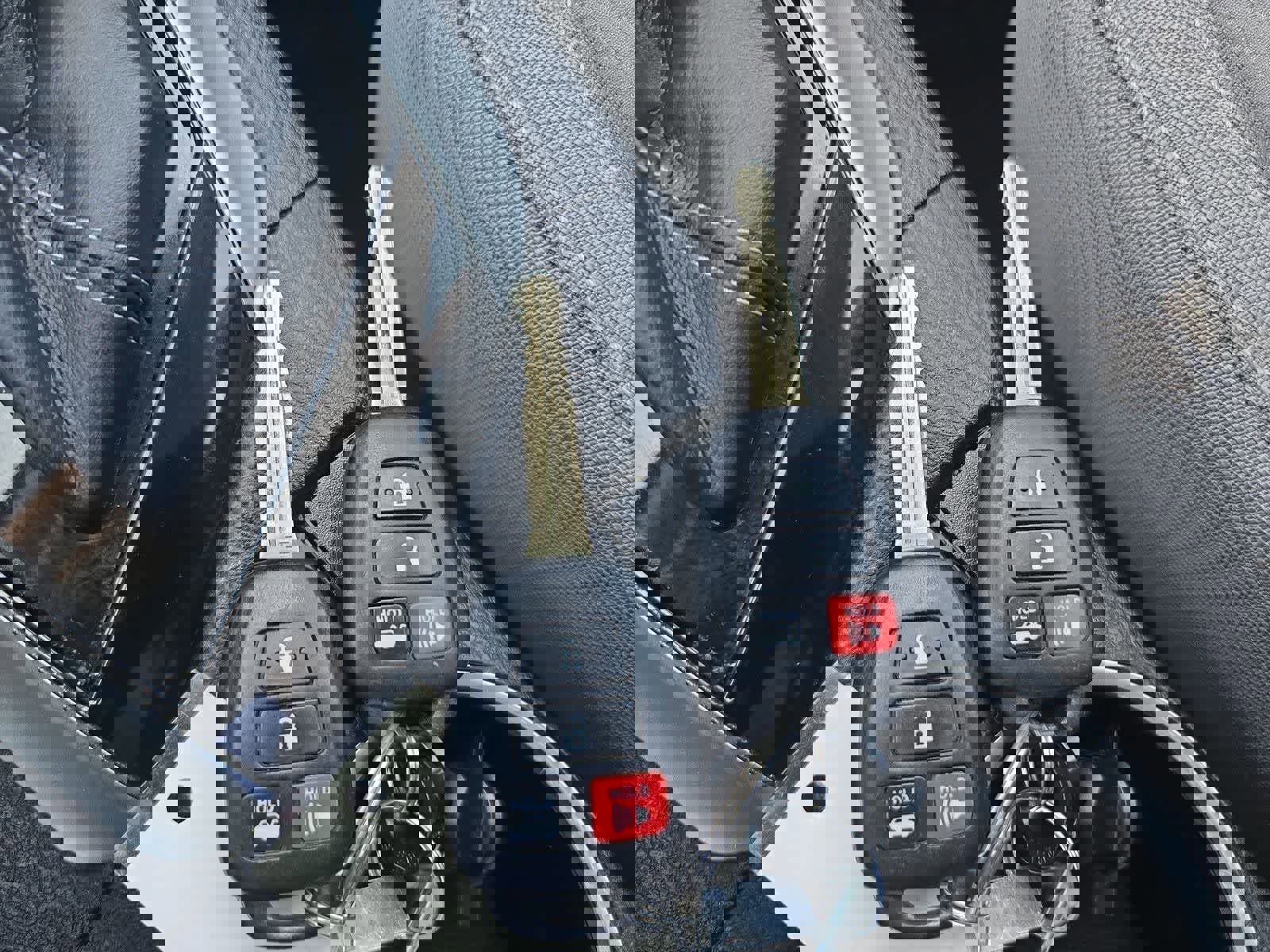 Used 2017 Toyota Corolla LE image 31