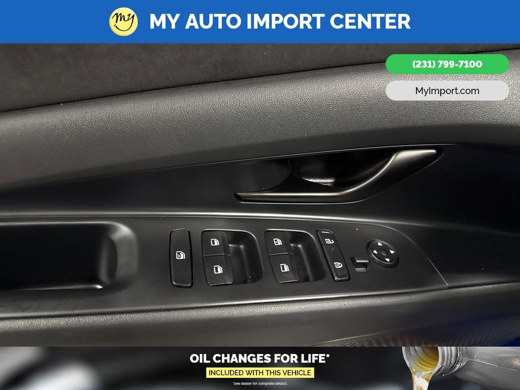 Used 2025 Hyundai Elantra N Base w/ Cargo Package image 11