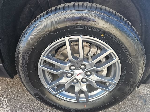 Used 2025 GMC Acadia Elevation AWD/4WD image 18