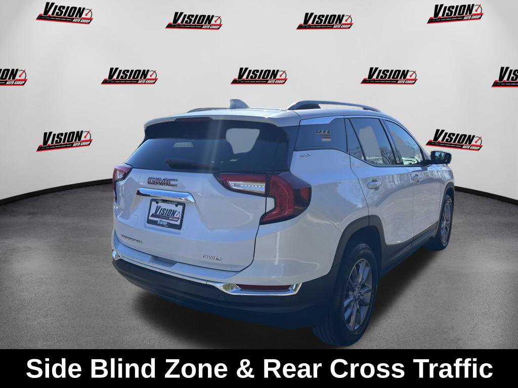 Used 2023 GMC Terrain SLT AWD/4WD image 5