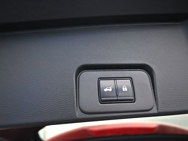 Used 2024 Nissan Rogue Platinum image 9