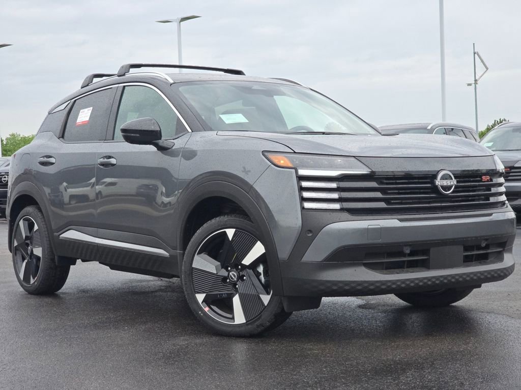New 2025 Nissan Kicks SR