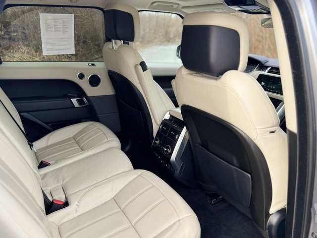 Used 2020 Land Rover Range Rover Sport HSE Dynamic image 17
