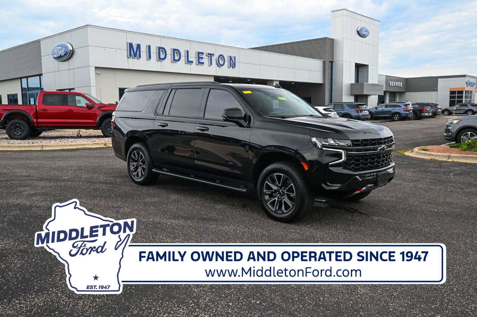 Used 2021 Chevrolet Suburban Z71 w/ Z71 Signature Package