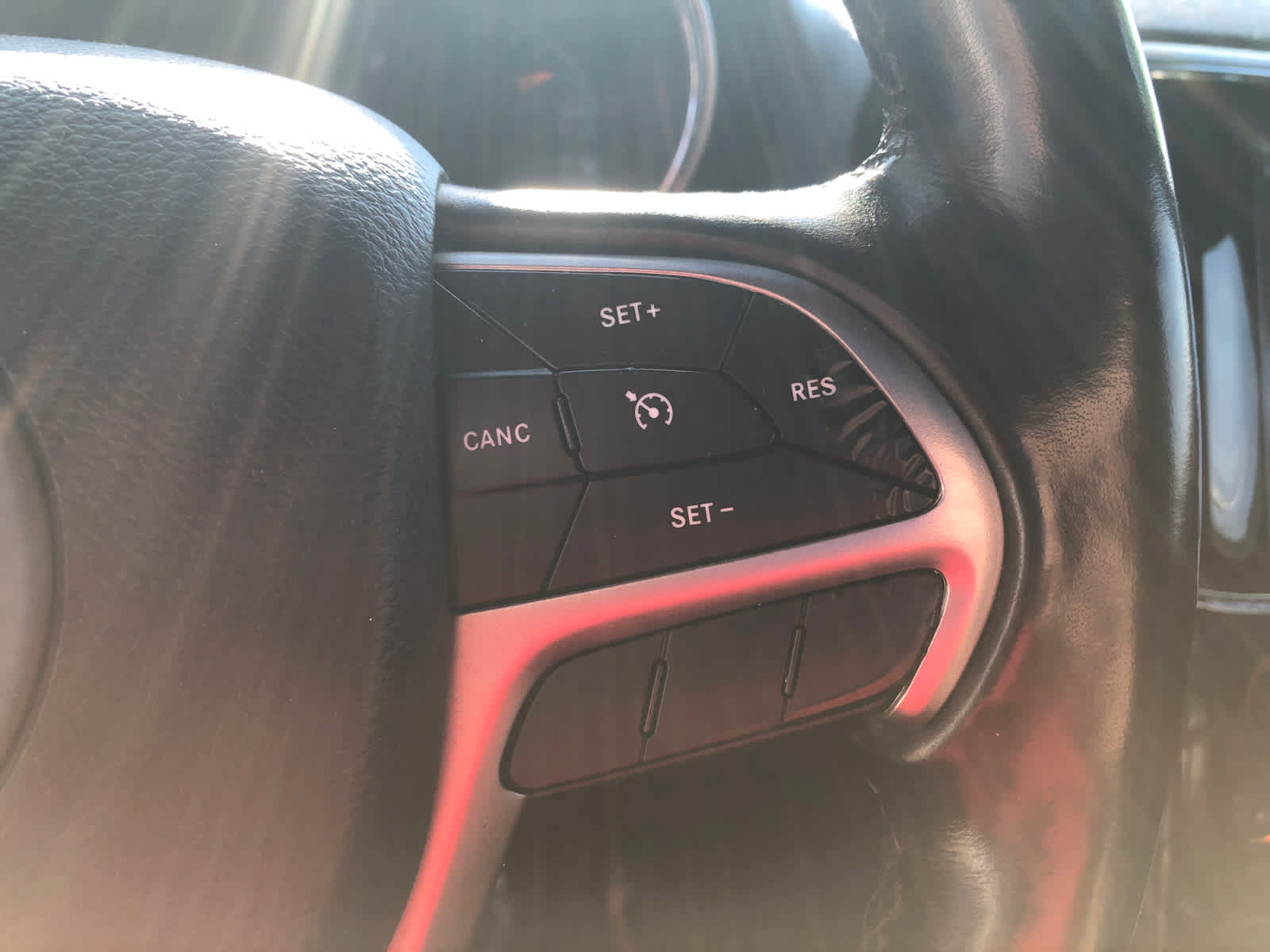Used 2021 Jeep Grand Cherokee Limited AWD/4WD image 13