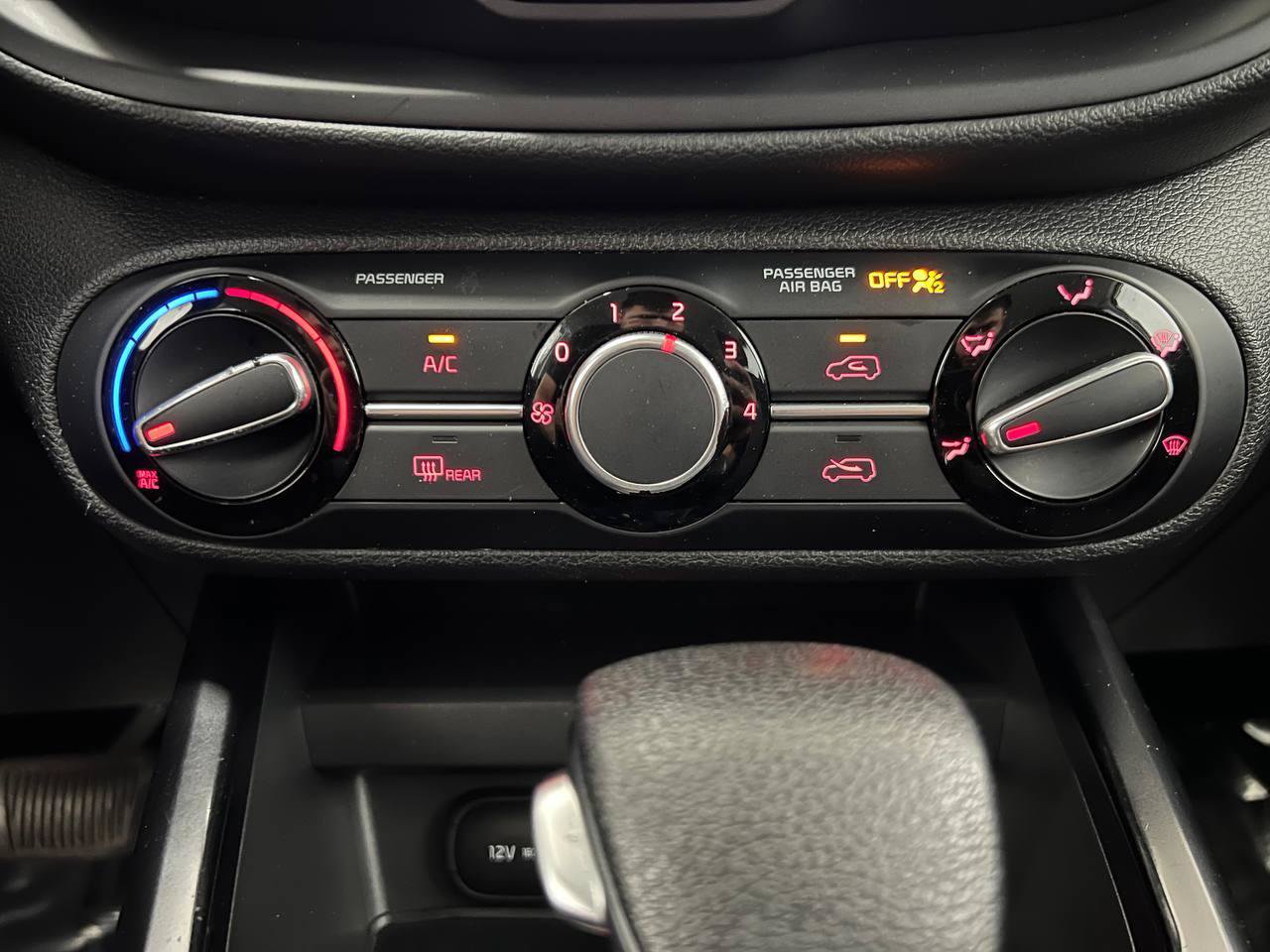 Used 2020 Kia Soul S FWD image 20