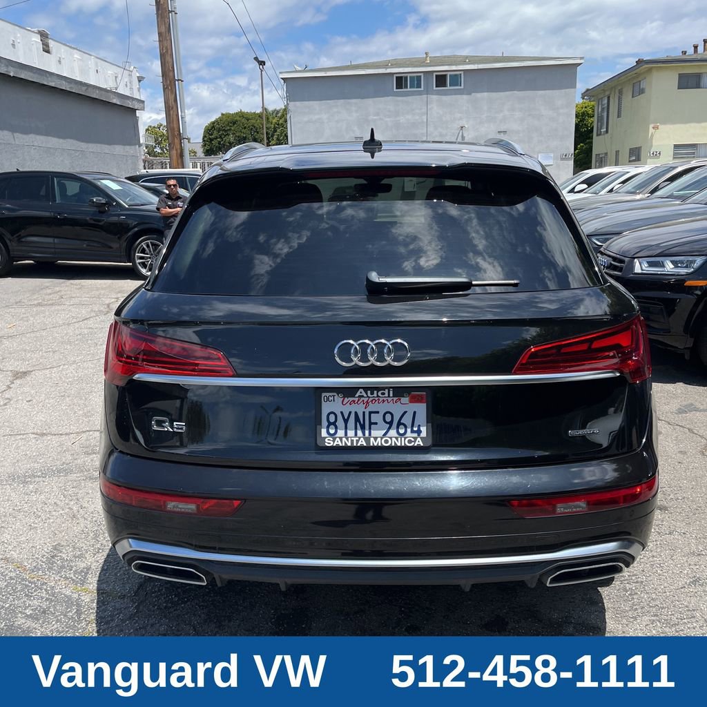 Used 2022 Audi Q5 e Premium w/ Convenience Package AWD/4WD image 7