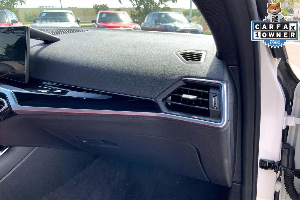 Used 2023 BMW i4 eDrive40 image 16