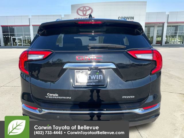 Used 2024 GMC Terrain Denali w/ LPO, Floor Liner Package AWD/4WD image 4