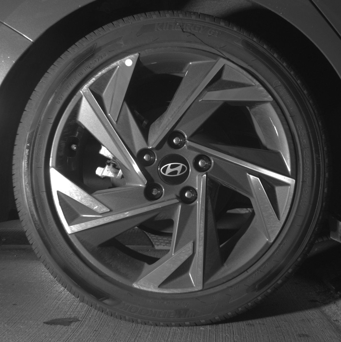 Used 2025 Hyundai Elantra SEL FWD image 15