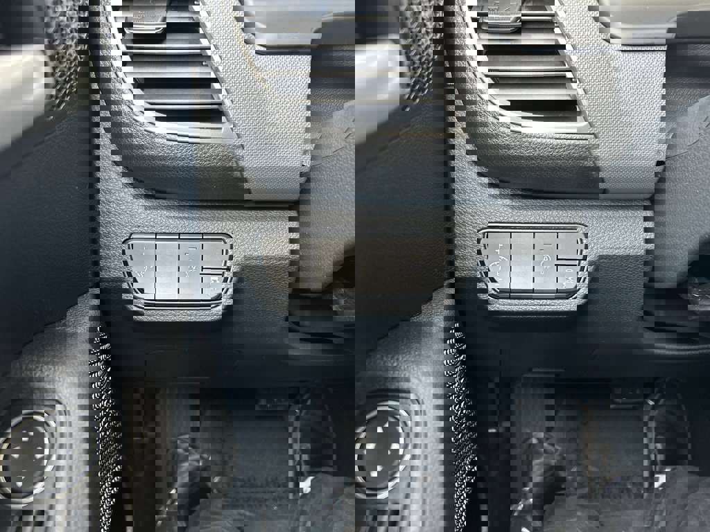 New 2026 Kia Seltos LX image 25