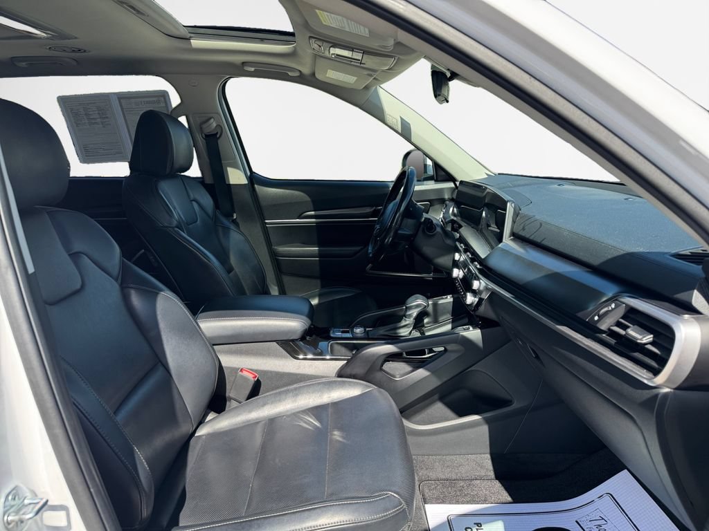 Certified 2024 Kia Telluride S w/ S Sunroof Package AWD/4WD image 26
