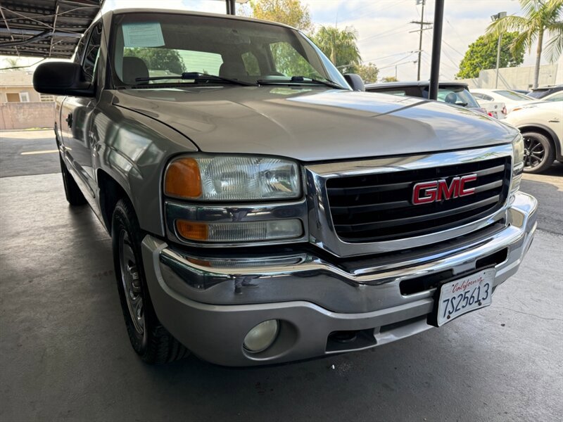 Used 2005 GMC Sierra 1500 SLE w/ Light Duty Power Package image 8