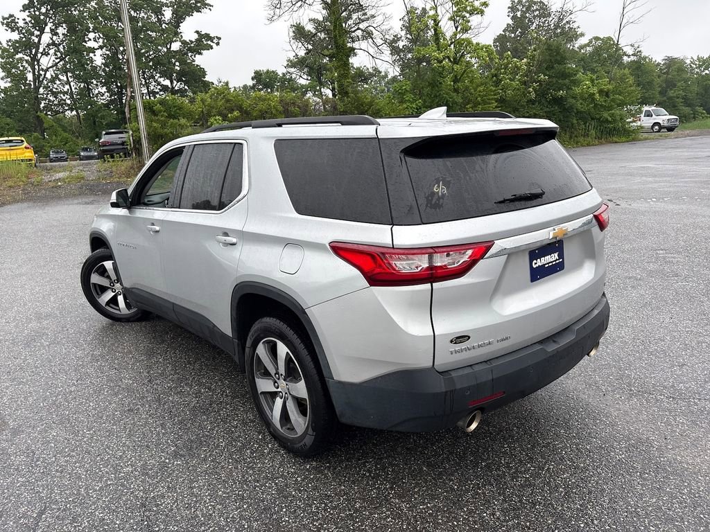 Used 2019 Chevrolet Traverse LT w/ LT Premium Package AWD/4WD image 6