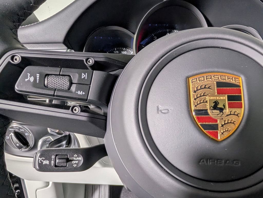 New 2026 Porsche Macan image 38