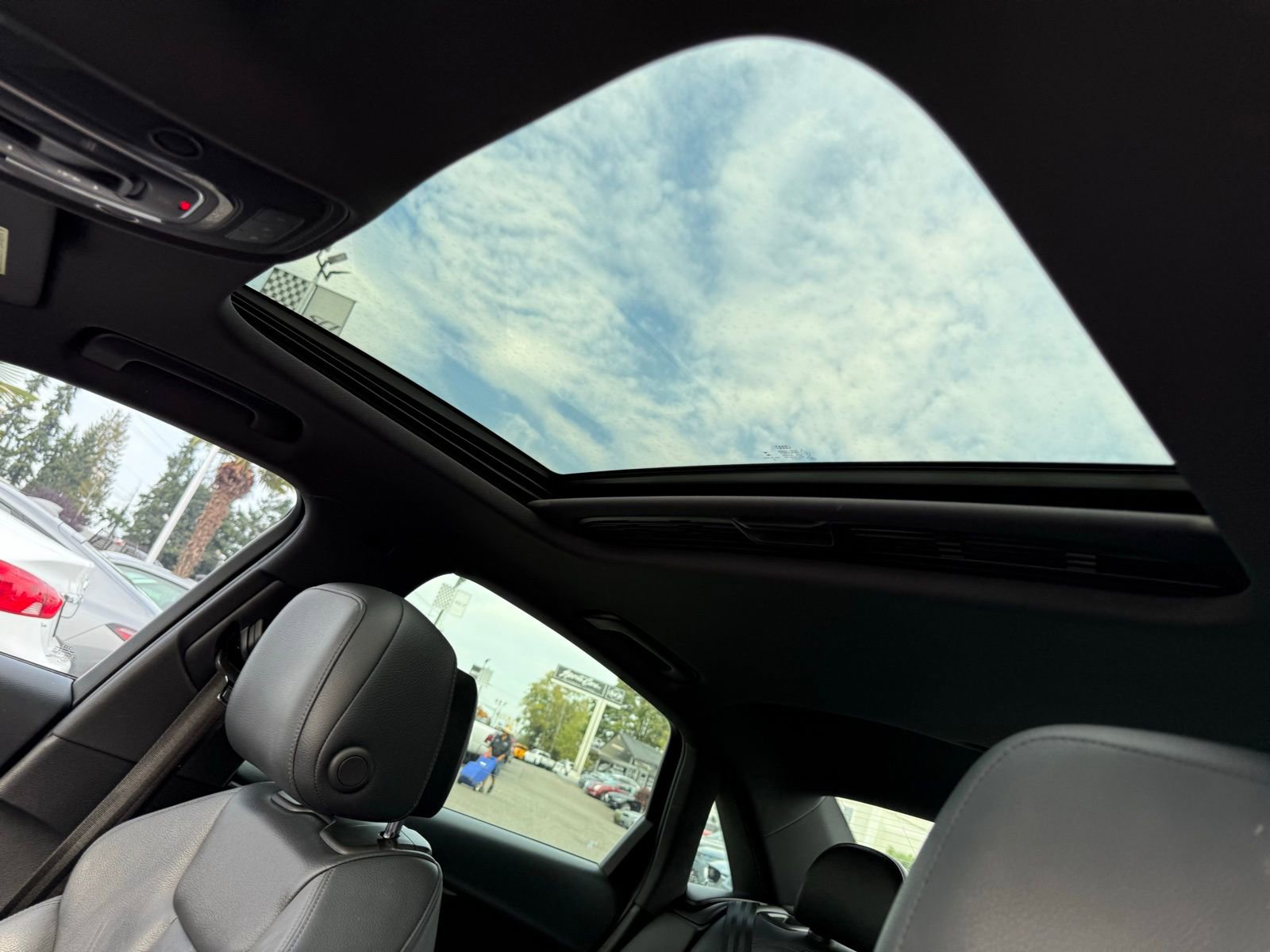 Used 2017 Audi A4 2.0T Premium Plus w/ Premium Plus Package image 16