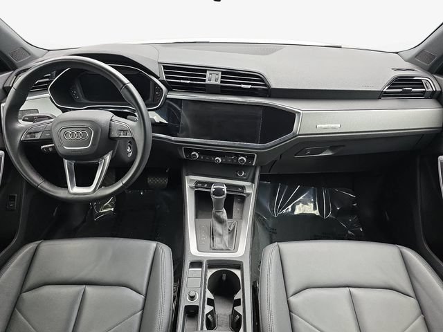 Used 2025 Audi Q3 2.0T Premium AWD/4WD image 13
