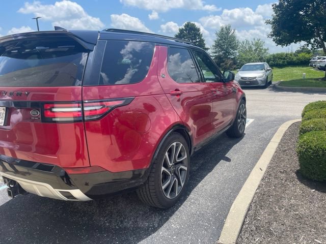 Used 2017 Land Rover Discovery HSE Luxury AWD/4WD image 3